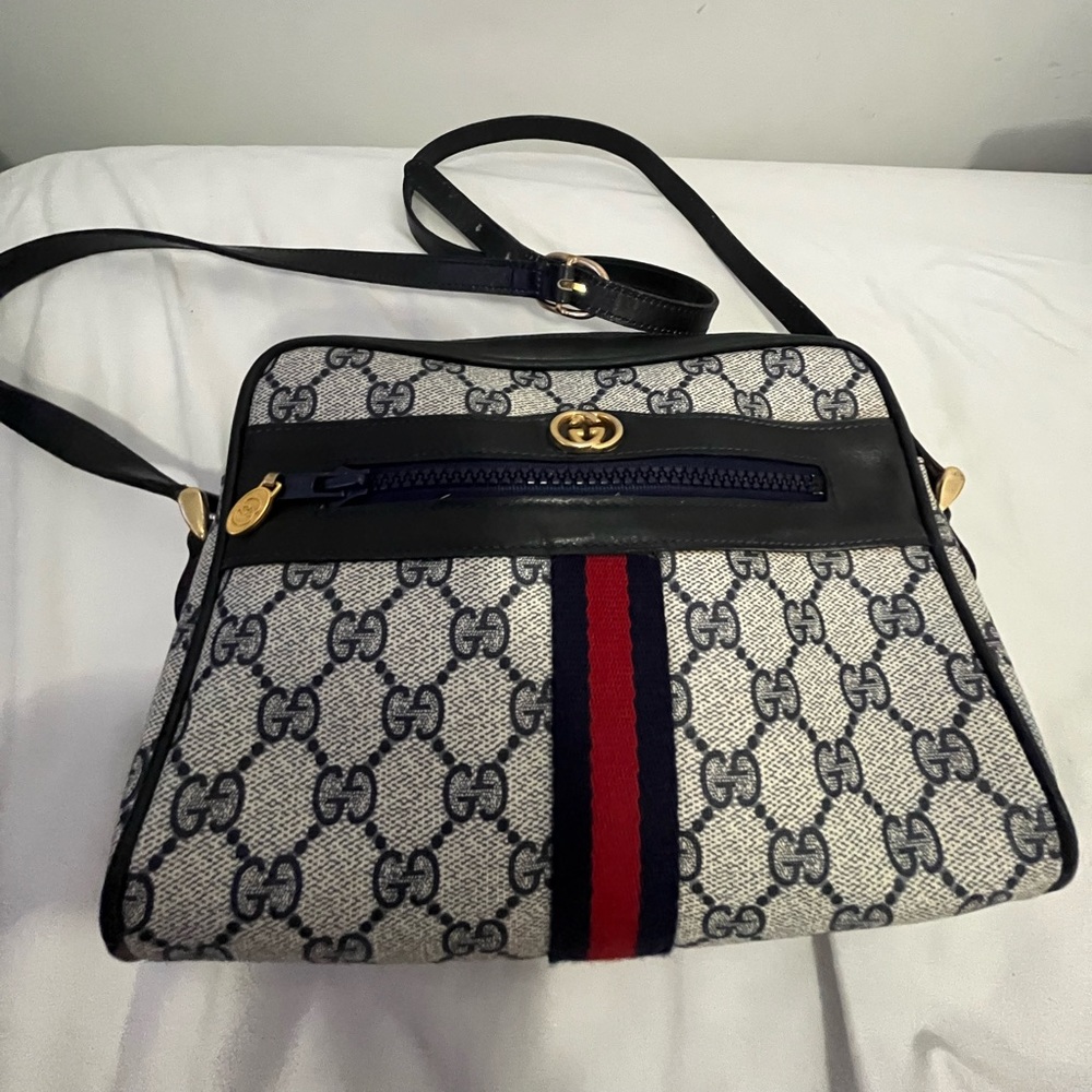 Gucci Vintage Shoulder Bag